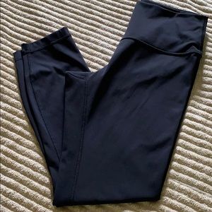 Lululemon wunder under